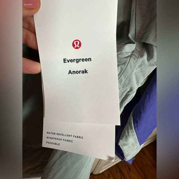 lululemon athletica Women's anorak in purple and Gray - Picture 3 of 11